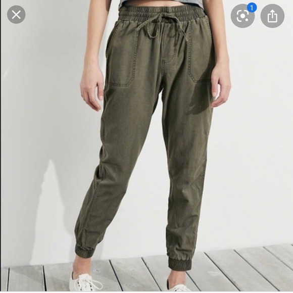 Hollister Pants - Hollister joggers